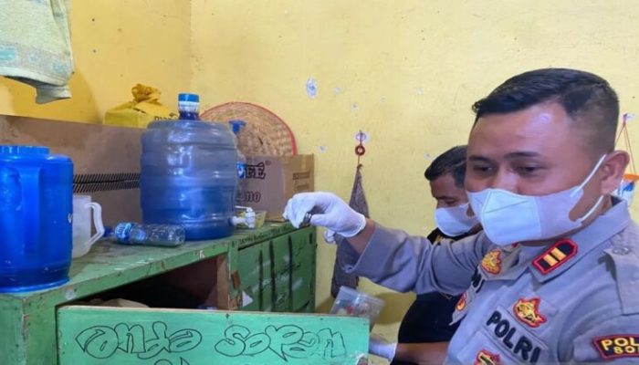 Kamar Hunian Lapas Kelas III Alahan Panjang Digeledah, Petugas Temukan Barang Terlarang
