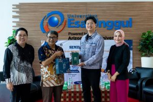 Strategi Bijak AdaKami Edukasi Finansial untuk Generasi Muda