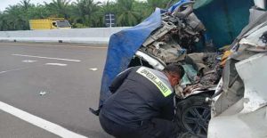 Kecelakaan Maut di Tol Pekanbaru-Dumai: Sopir Pick-Up Tewas
