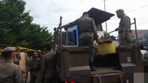 Buat Kemacetan, PKL di Nanggalo Padang Digusur Satpol PP
