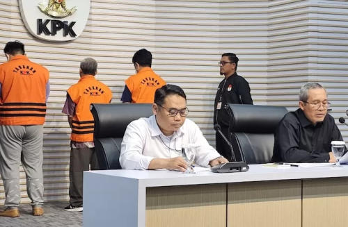 Komisi Pemberantasan Korupsi (KPK) menahan tiga tersangka kasus dugaan korupsi proyek retrofit sistem sootblowing PLTU Bukit Asam Unit Pelaksana Pembangkitan Bukit Asam PT PLN (Persero) UIK SBS. (ist)
