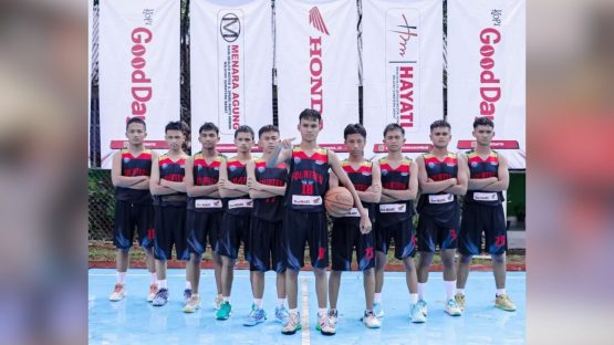 Tim basket SMAN 14 Padang. (Foto: DBL)