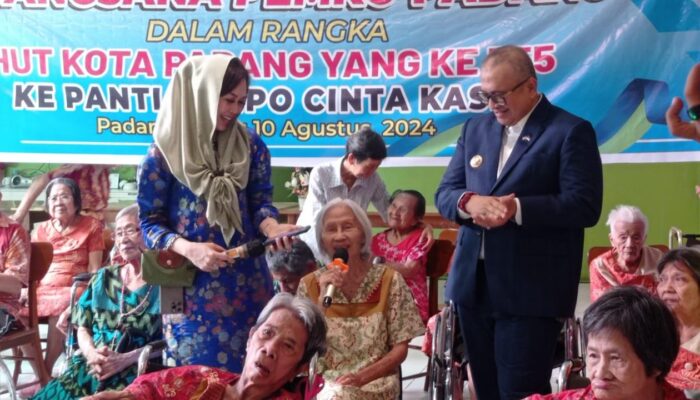 Kebahagian HJK Padang ke-355 Ikut Dirasakan Penghuni Panti Wisma Cinta Kasih