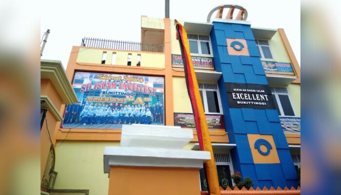 INFO LOKER 2024, SD Islam Excellent Plus Kota Bukittinggi Posisi Tata Usaha