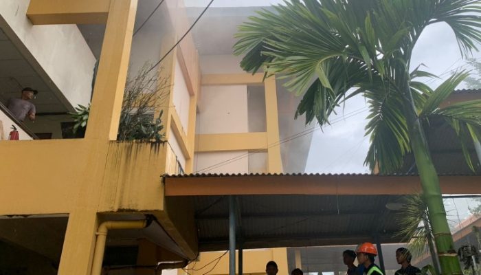 Gedung Akademik PNP Limau Manis Terbakar, Segini Kerugiannya!