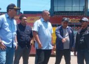 Tinjau Ronovasi Stadion H. Agus Salim, Begini Kata Andre Rosiade