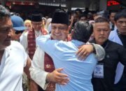 Begini Suasana Saat Nasir-Wardan Daftar Pilkada ke KPU Riau