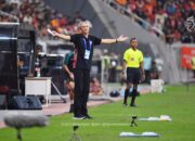 Dramatis, Persis Solo Tumbang di JIS Setelah Unggul Lebih Dulu