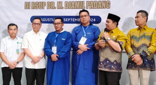 Eka Putra da Ahmad Fadly jalani tes kesehatan di RSUP M Djamil. (Foto: Istimewa)