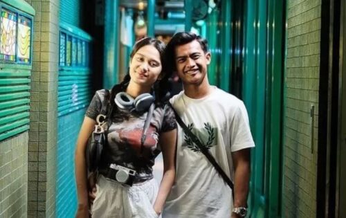 Bintang Timnas Indonesia Pratama Arhan ketika menghabiskan waktu bersama Azizah Salsha. (Instagram/@pratamaarhan8)