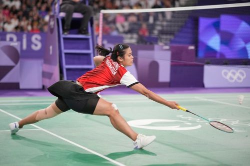Aksi Gregoria Mariska Tunjung di semifinal tunggal putri Olimpiade 2024, Minggu (4/8/2024).