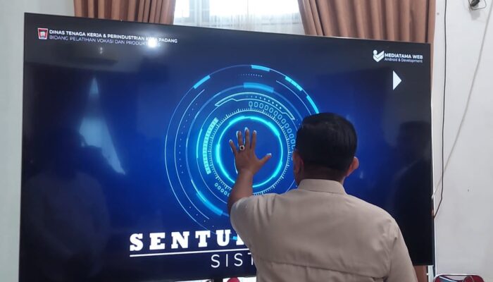 Pemko Padang Luncurkan Aplikasi SiRepi, Tingkatkan Link and Match Tenaga Kerja dan Dunia Industri