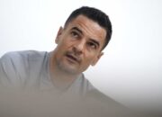 Persija Siap Tantang Persib di Laga Panas, Carlos Pena Targetkan Kemenangan