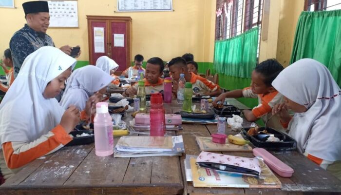Pekanbaru Siap Luncurkan Program Makan Siang Bergizi, Libatkan UMKM Lokal