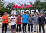 Usai Sholat Subuh, Mahyeldi Sapa Masyarakat dan Kunjungi Makam Pahlawan di Talawi
