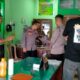 Polisi melakukan olah TKP pascakejadian pencurian buku nikah di KUA Kecamatan Payakumbuh Barat, Kota Payakumbuh. (ist)
