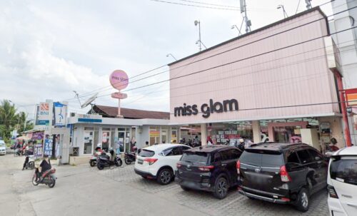 Info lowowngan kerja 2024 di Miss Glam Store Padang. (Foto: Istimewa)