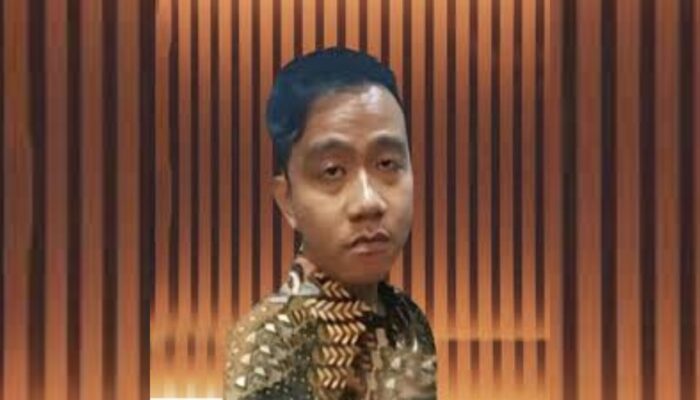 Netizen Berburu Bukti, Apakah Gibran Pemilik Akun Kaskus Fufufafa?