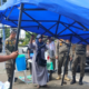 Satpol PP Padang amankan PKL bandel. (Foto: Istimewa)