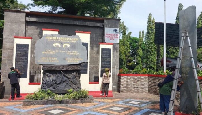 Menyambut 30 September, Tugu Gempa Padang Diperindah untuk Peringati Tragedi 2009