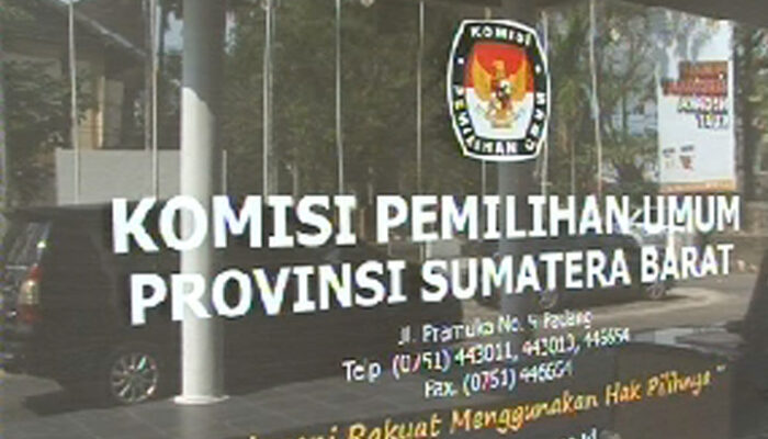 KPU Sumbar Umumkan Hasil Audit Dana Kampanye Paslon Pilgub 2024