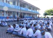 KPU Padang Panjang Sosialisasikan Pilkada 2024 di SMK Negeri 2, Ajak Pemilih Pemula Jadi Agen Perubahan