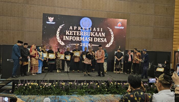 Tiga Nagari di Sumbar Raih Penghargaan Keterbukaan Informasi Publik 2024