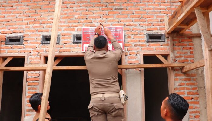 Jaga Kesemrawutan Penataan Kota, PUPR Segel Bangunan Tanpa Izin