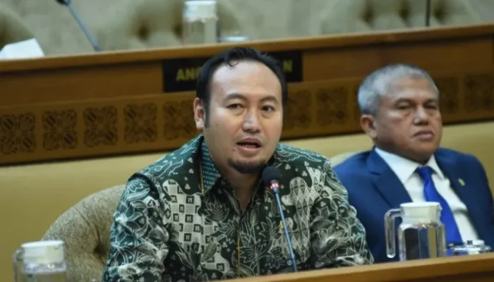 Rahmat Saleh Peringatkan Dampak Judi Online Terhadap Generasi Muda di Sumbar