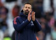 MU Krisis Gelandang, Van Nistelrooy Andalkan Pemain Muda Hadapi Ketatnya Jadwal