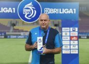 Bojan Hodak Terpilih Sebagai Pelatih Terbaik November di BRI Liga 1 2024/25