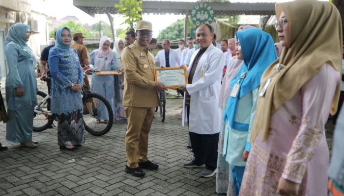 5 Pegawai RSUD Petala Bumi dapat Penghargaan dari Pj Gubernur Riau, Ini Daftar Namanya