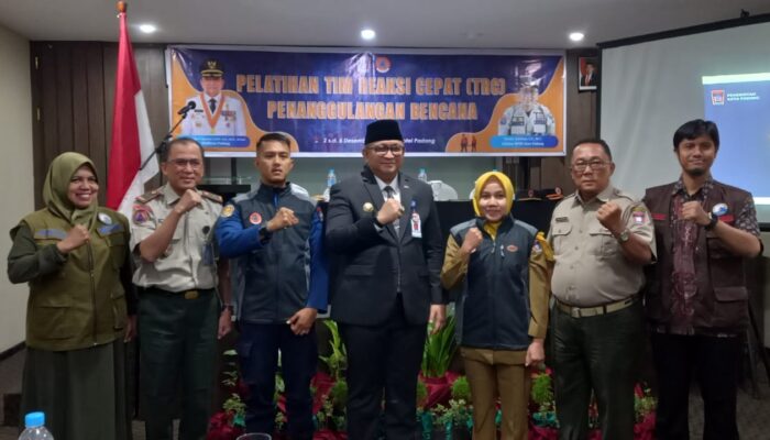 Tingkatkan Kesiapsiagaan Hadapi Bencana, Tim TRC PB Kota Padang Diberikan Pelatihan