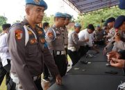 Wakapolda Riau Pimpin Pemeriksaan Senjata Api dan Amunisi Jelang Operasi Lilin 2024