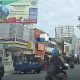 Beginilah penampakan baliho Anti Pungli dengan foto besar Mantan Pj Wali Kota Pekanbaru Risnandar Mahiwa.(ist)