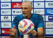 Arema FC Bidik Kemenangan di Derbi Jatim, Tantangan Besar di Kandang Persik Kediri