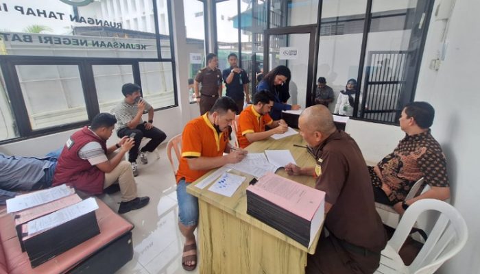 10 Oknum Polri dan 2 Warga Sipil Menuju Pengadilan di Kepri, Ini Kasusnya