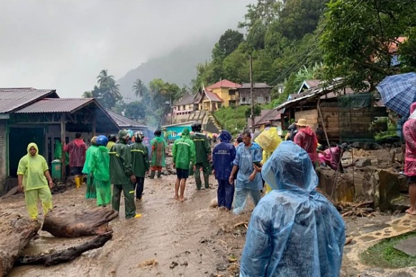 Tanah Longsor di Jorong Sigiran Agam, Empat Rumah dan Satu Bengkel Terimbas