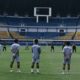 Para punggawa Persib Bandung terlihat membuat pola lingkaran jelang memulai latihan.(ist)