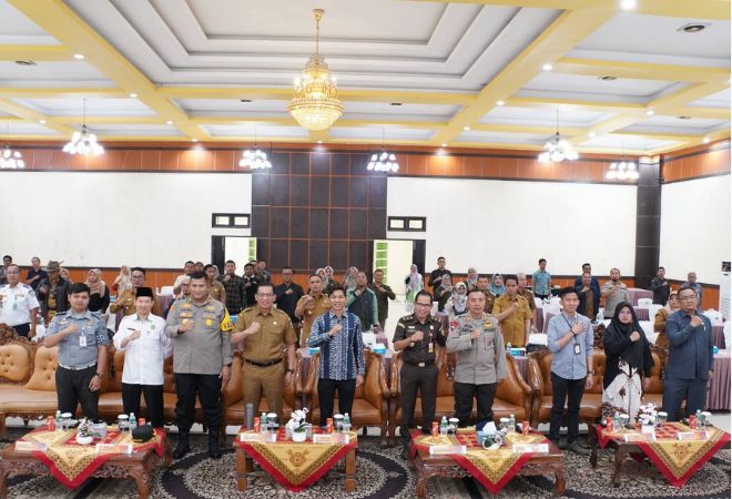 Bawaslu Kota Padang Panjang menggelar evaluasi terkait pengawasan tahapan Pilkada 2024. (Foto: Istimewa)