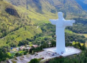 Patung Yesus Tertinggi di Indonesia, Wisata untuk Liburan Akhir Tahun