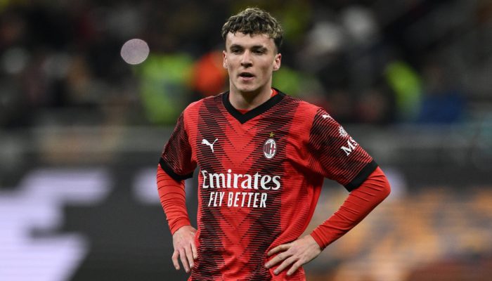 Debut Impresif Alex Jimenez, Bek Masa Depan AC Milan?