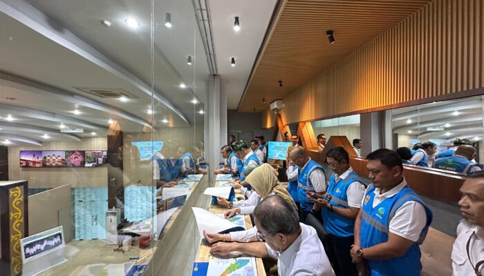 Wamen ESDM Pastikan Listrik Sumatera Aman Jelang Tahun Baru 2025