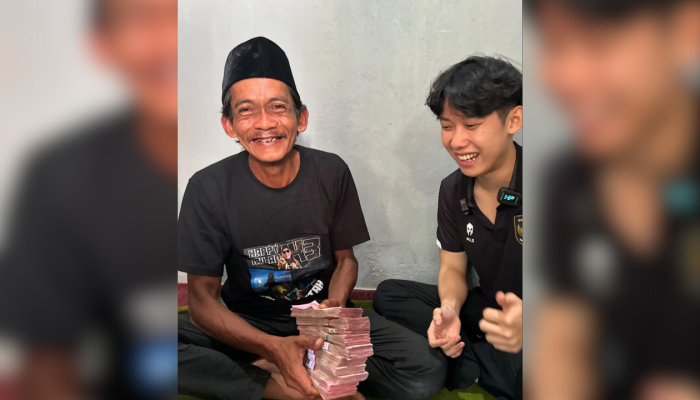 Penjual Es Teh Viral Dapat Hadiah Rp100 Juta dan Tiket Umrah Usai Dikatai Goblok Gus Miftah