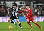 Drama 6 Gol, Newcastle Tahan Imbang Liverpool