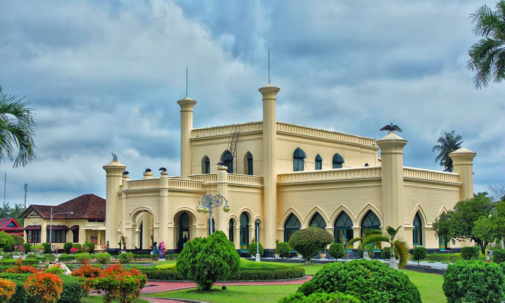 Istana Siak Sri Indrapura, Riau [Foto: Instagram/Syir_08]