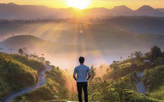 Menikmati Sunrise Indah di Jawa Barat