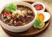Rawon, Kuliner Legendaris Jawa Timur yang Menggugah Selera