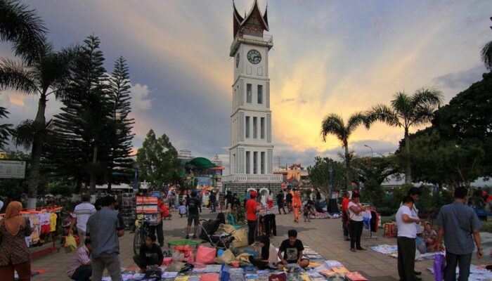 Pariwisata Bukittinggi Moncer Saat Lebaran 2026, PAD Tembus Rp 3,5 Miliar