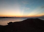 Menikmati Keindahan Pantai Koneng Dumai, Destinasi Laut Favorit di Pesisir Riau